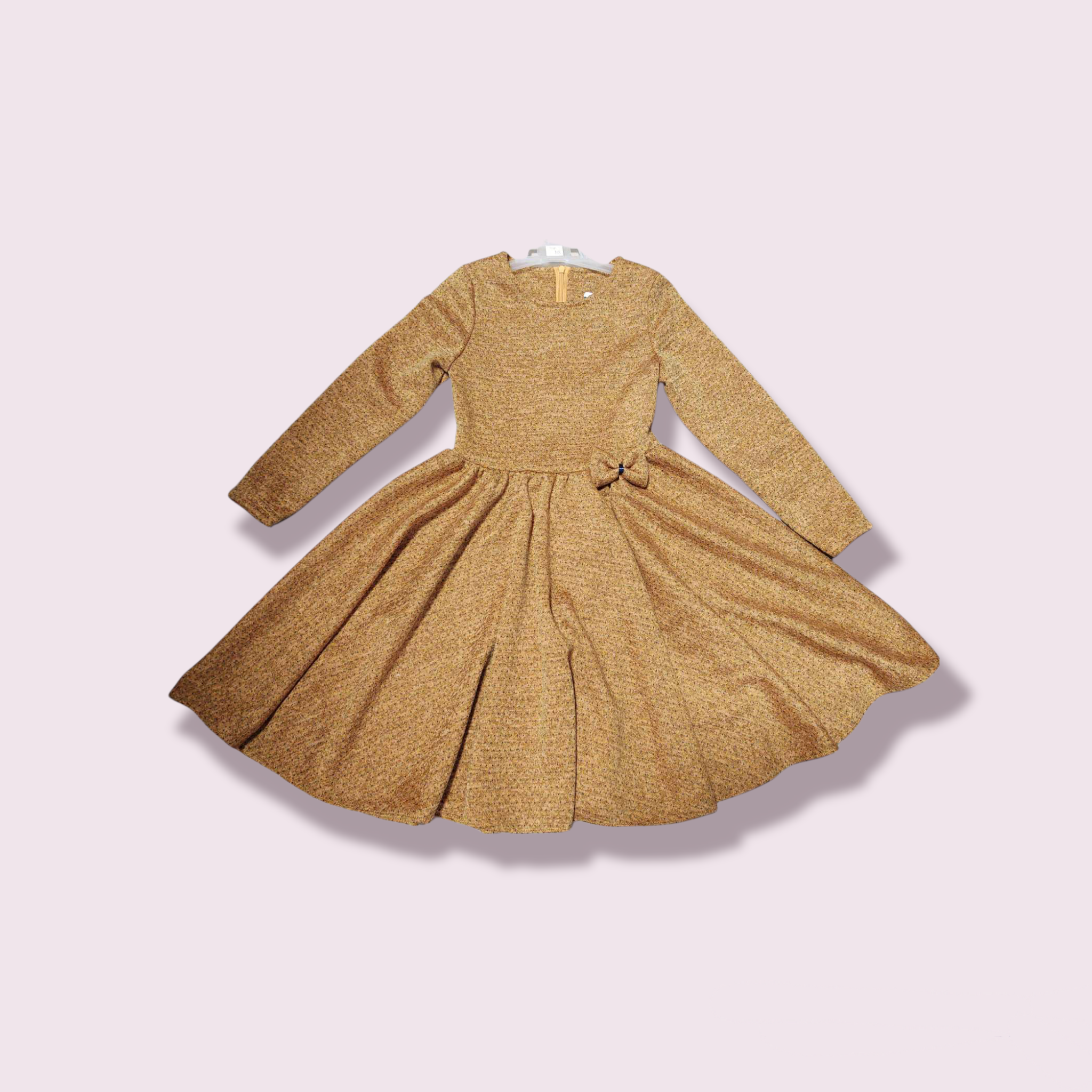 Žlto-zlaté šaty 146, 152