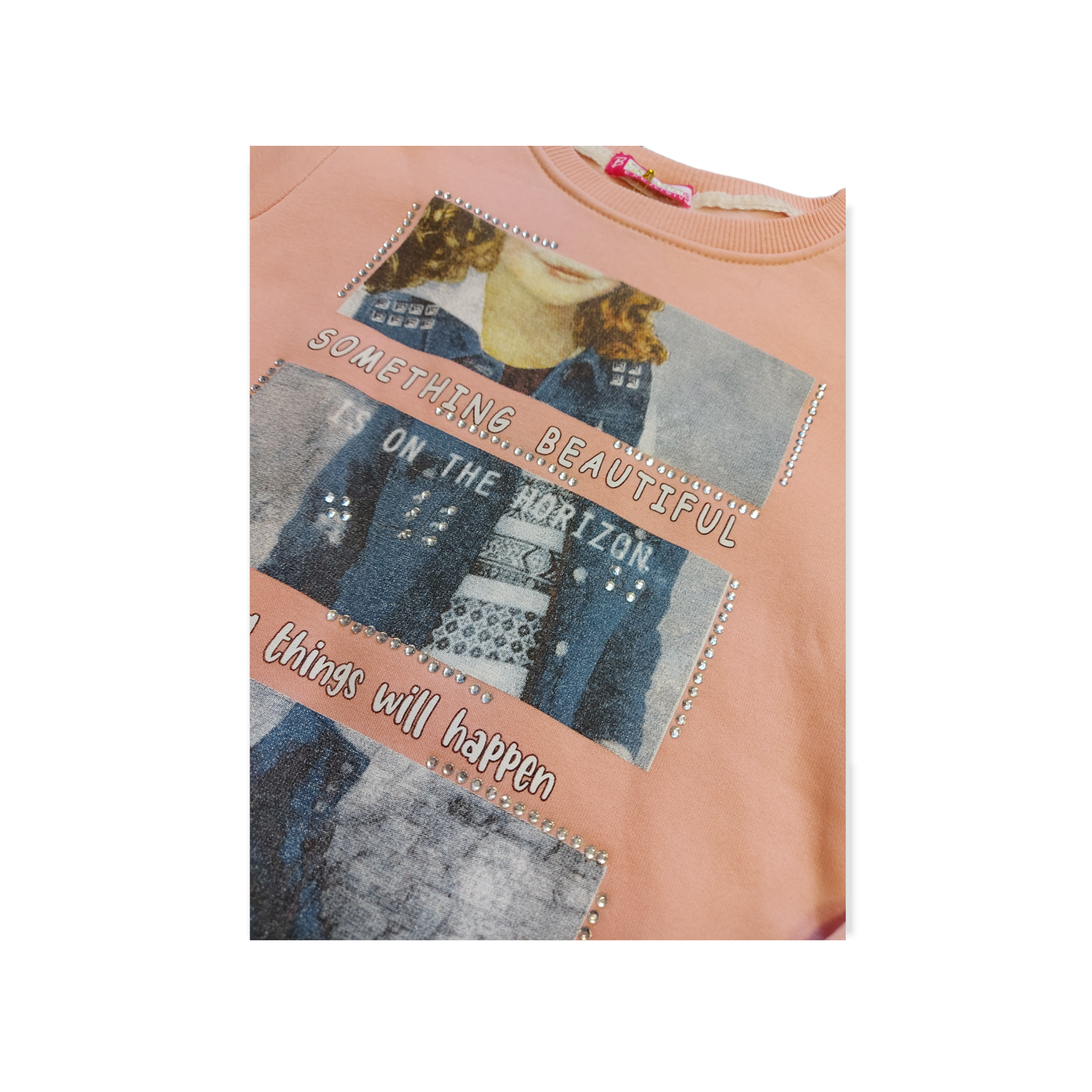 Dievčenská mikina - marhuľová F/2 - veľ. 146, 152 odporúčame o číslo väčšie kúpiť 