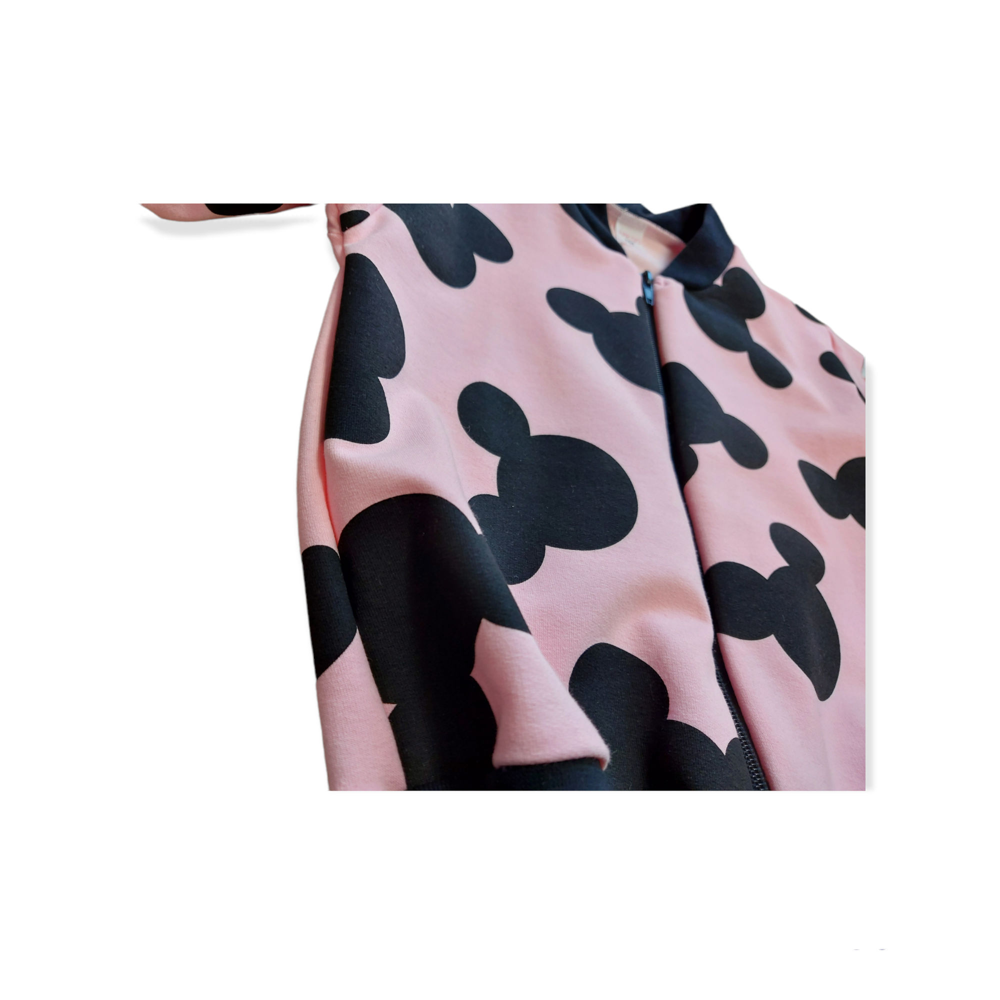 Dievčenská mikina - Minnie ružová veľ. 116, 122, 134 odporúčame kúpiť o číslo väčšie 