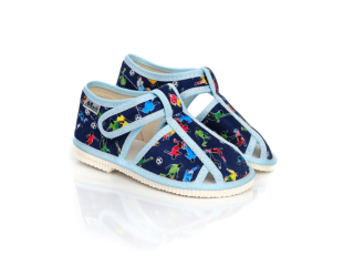 Detské papučky Manik uzavreté 2S - fudbaliati veľ. 23, 29, 30